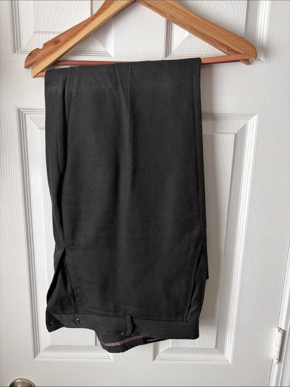 2 pc suit! Banana Republic Dark Gray Two-Button with 36x32 pants!